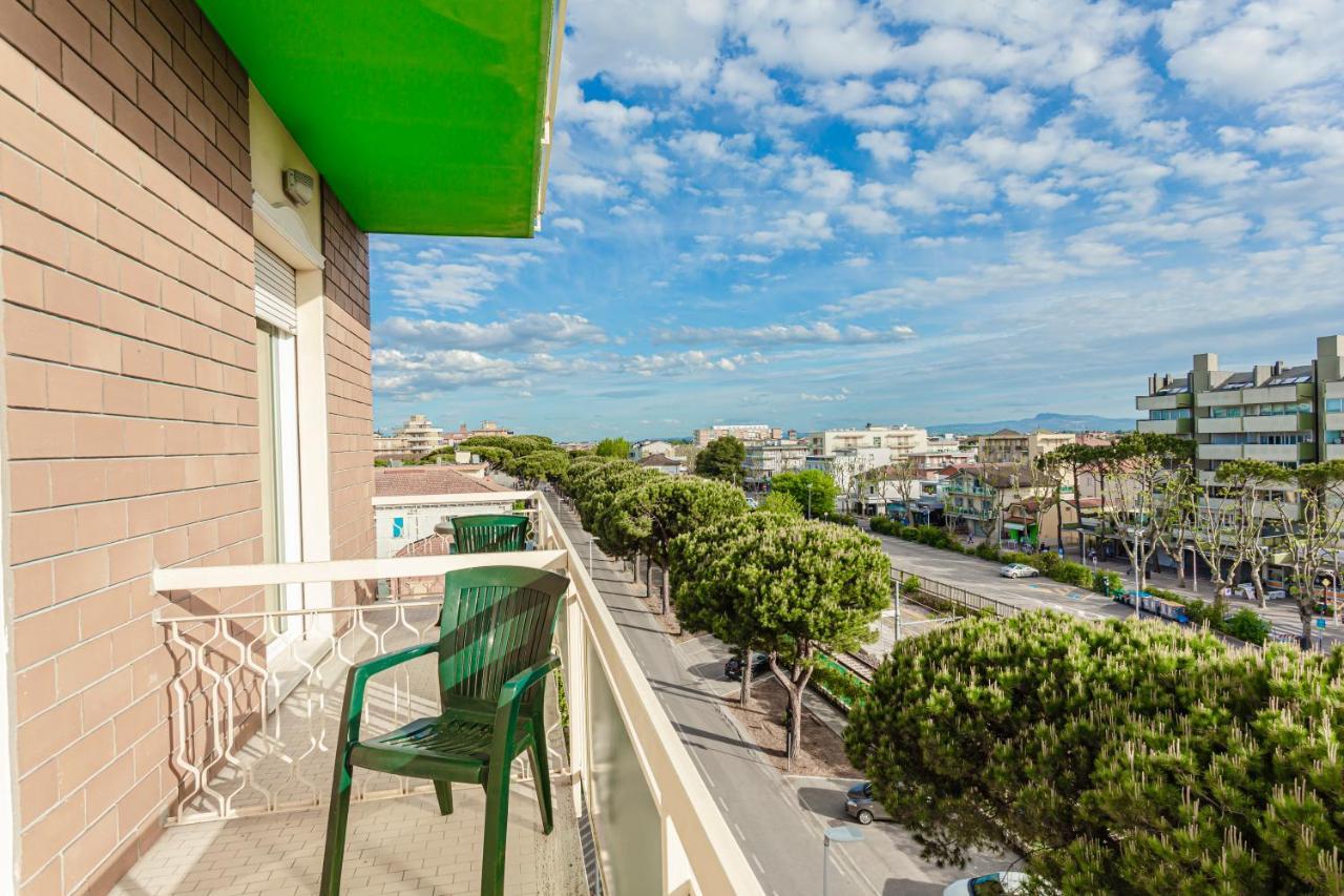 Residence & Suites Bellaria-Igea Marina Bagian luar foto