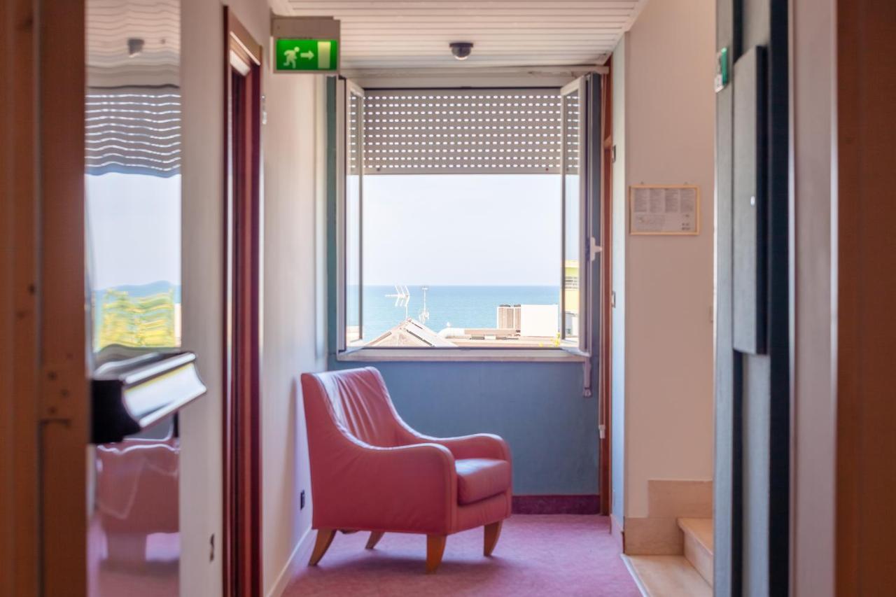 Residence & Suites Bellaria-Igea Marina Bagian luar foto