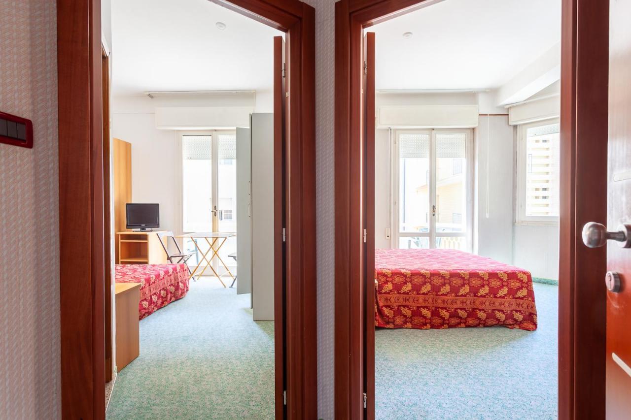 Residence & Suites Bellaria-Igea Marina Bagian luar foto