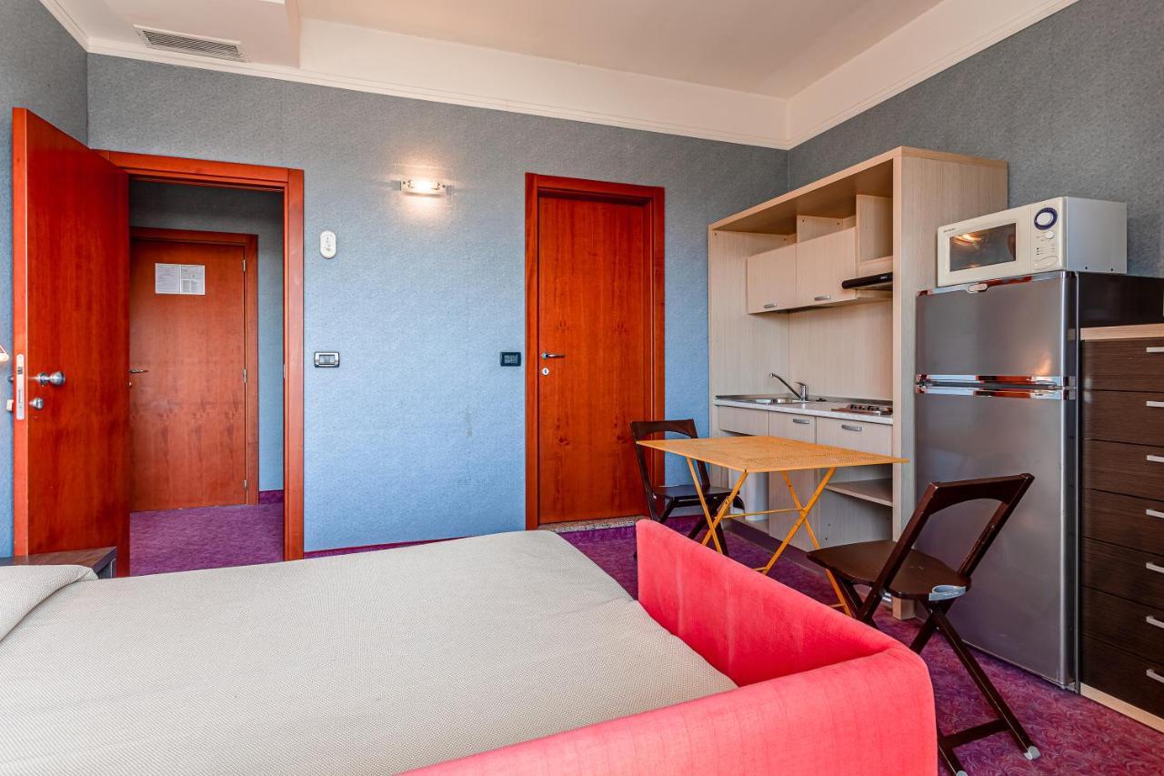 Residence & Suites Bellaria-Igea Marina Bagian luar foto