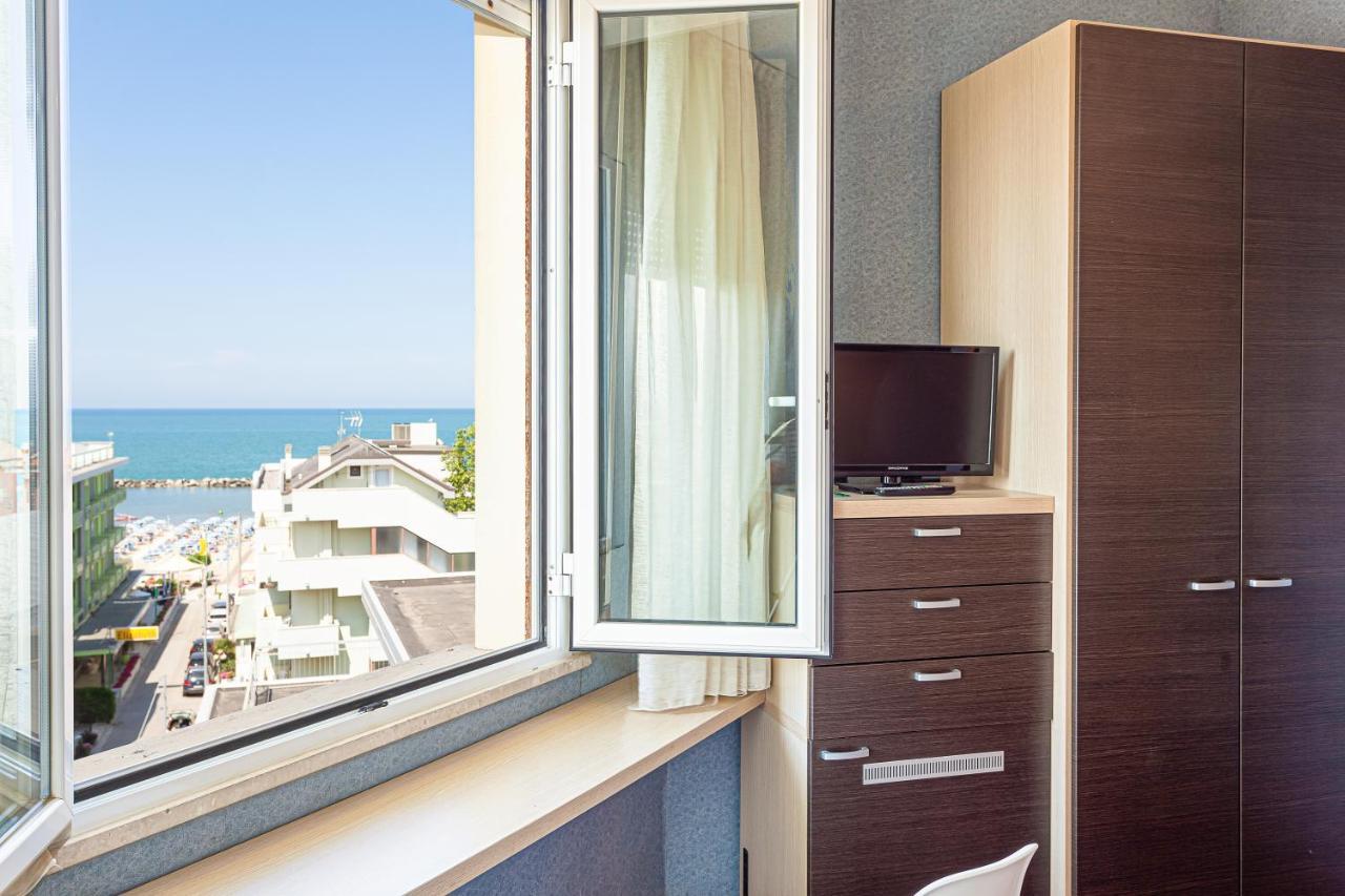 Residence & Suites Bellaria-Igea Marina Bagian luar foto