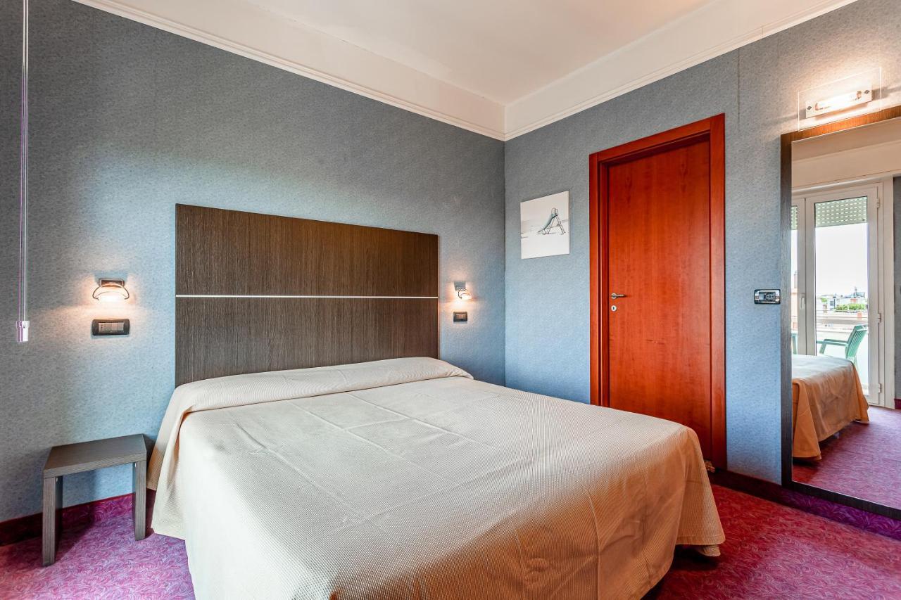Residence & Suites Bellaria-Igea Marina Bagian luar foto
