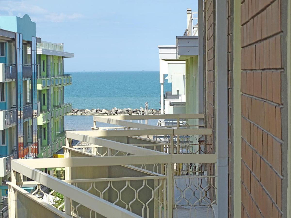 Residence & Suites Bellaria-Igea Marina Bagian luar foto