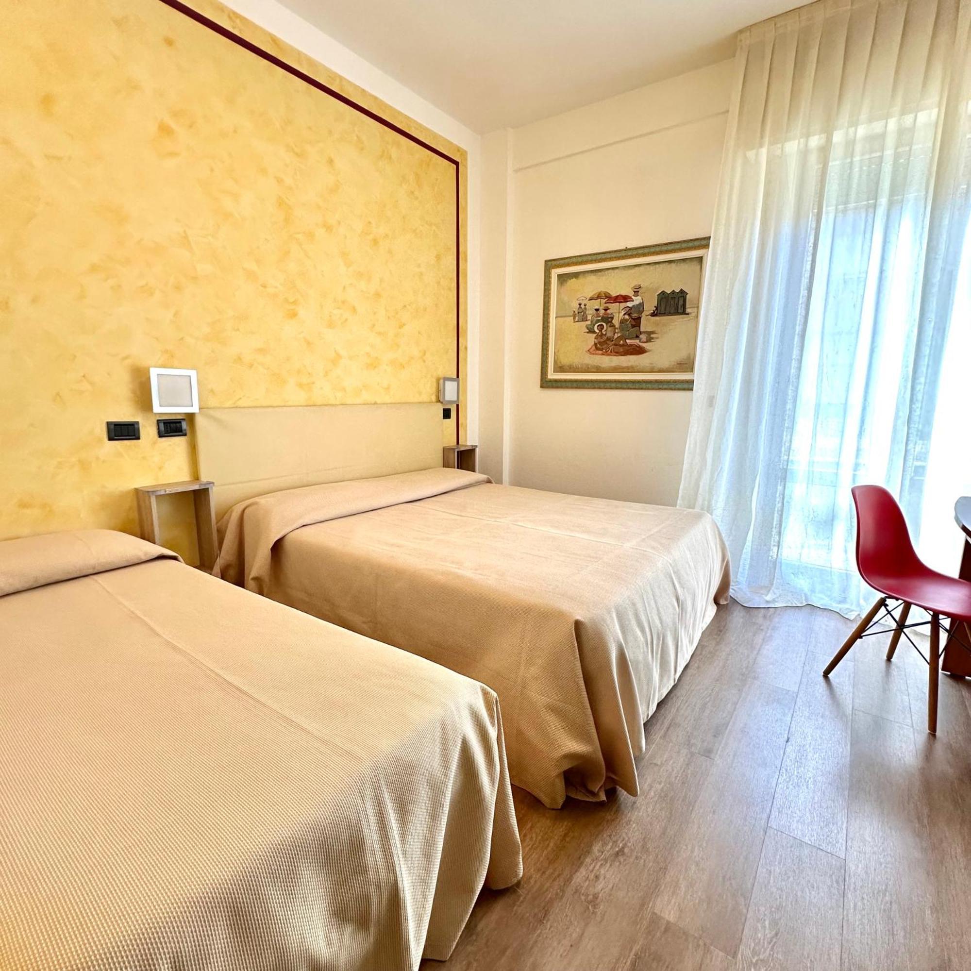 Residence & Suites Bellaria-Igea Marina Bagian luar foto